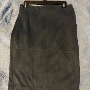 Elegant Navy Blue Pencil Skirt